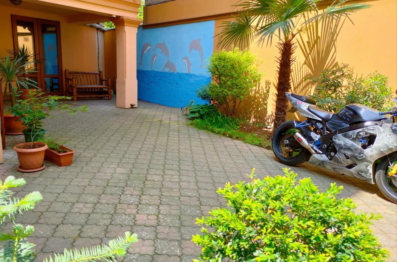 Batumi Sun Hostel Ngoại thất bức ảnh
