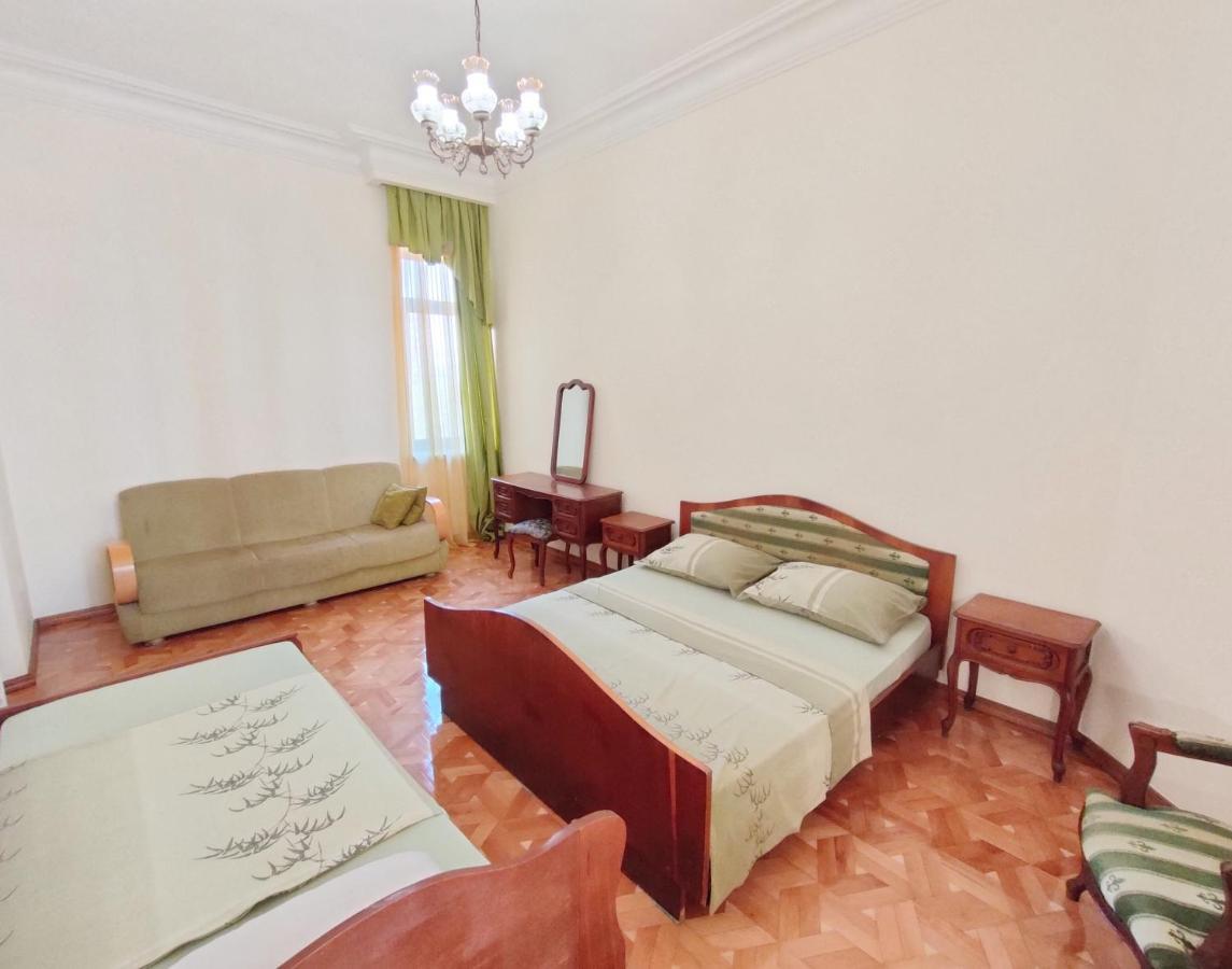 Batumi Sun Hostel Ngoại thất bức ảnh
