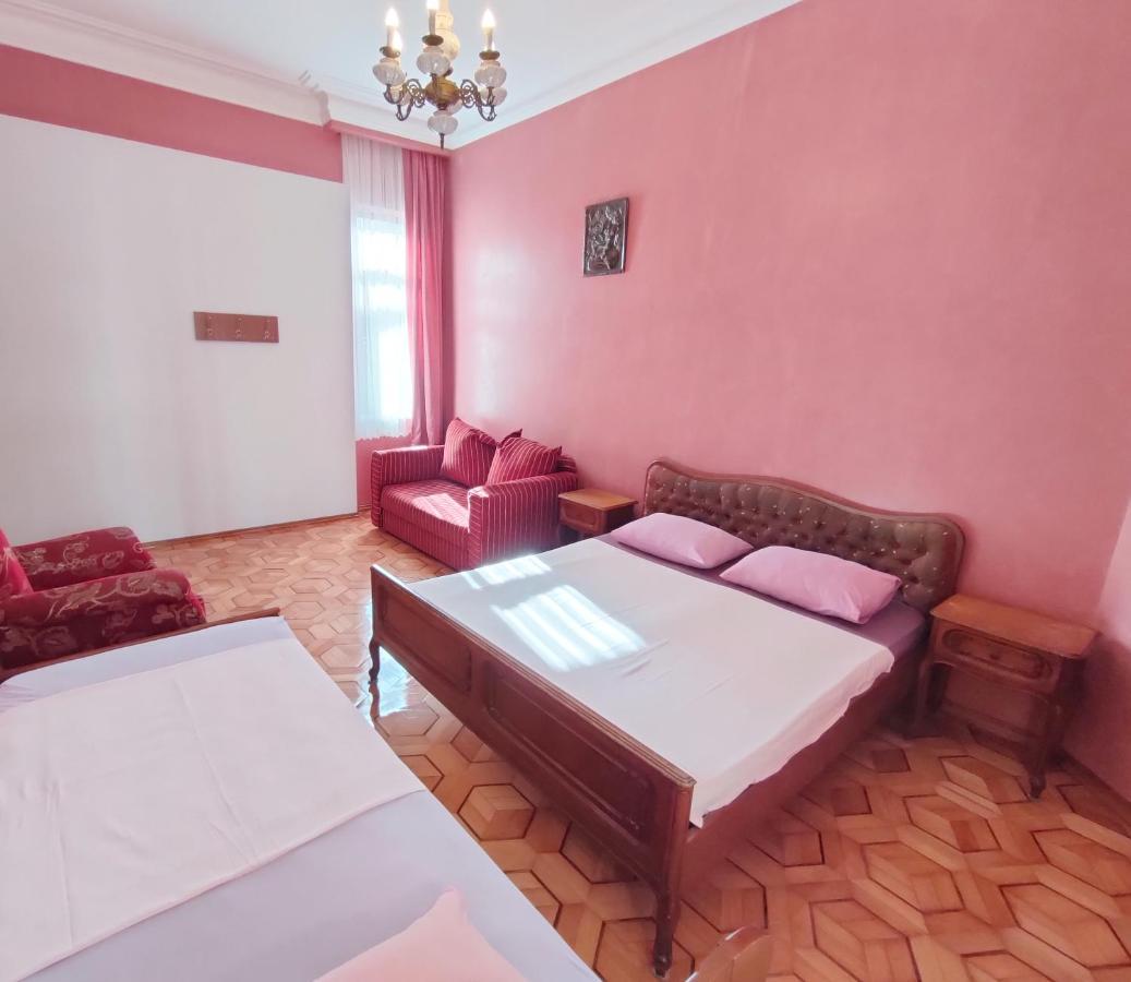 Batumi Sun Hostel Ngoại thất bức ảnh