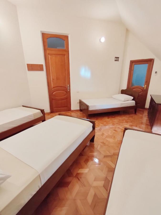 Batumi Sun Hostel Ngoại thất bức ảnh