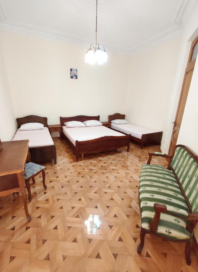 Batumi Sun Hostel Ngoại thất bức ảnh
