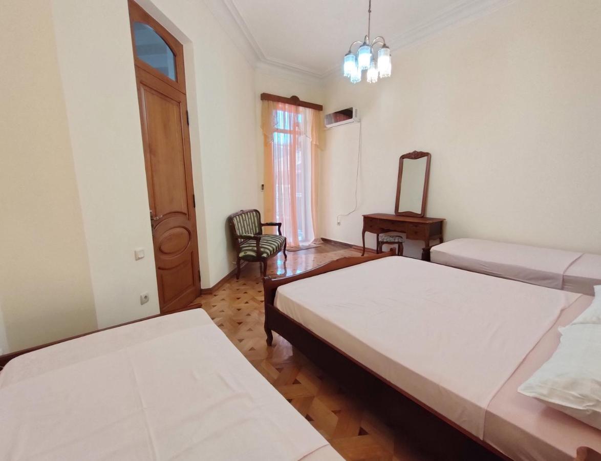 Batumi Sun Hostel Ngoại thất bức ảnh