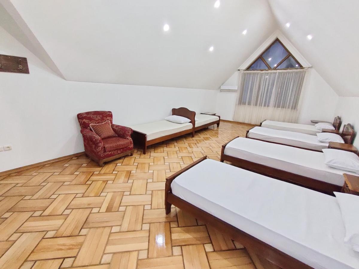 Batumi Sun Hostel Ngoại thất bức ảnh