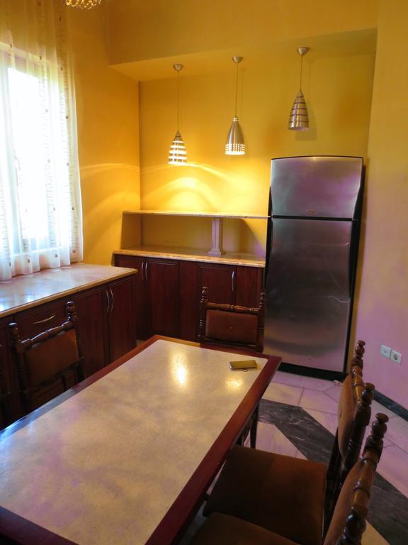 Batumi Sun Hostel Ngoại thất bức ảnh
