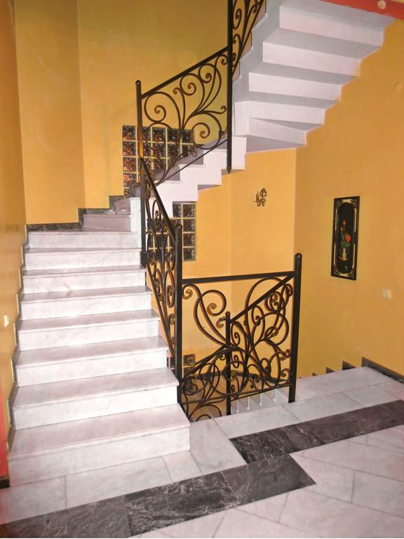Batumi Sun Hostel Ngoại thất bức ảnh