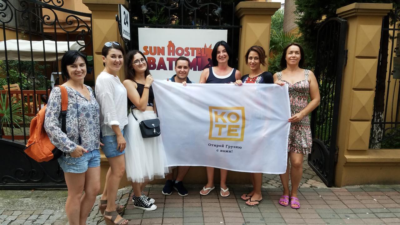 Batumi Sun Hostel Ngoại thất bức ảnh